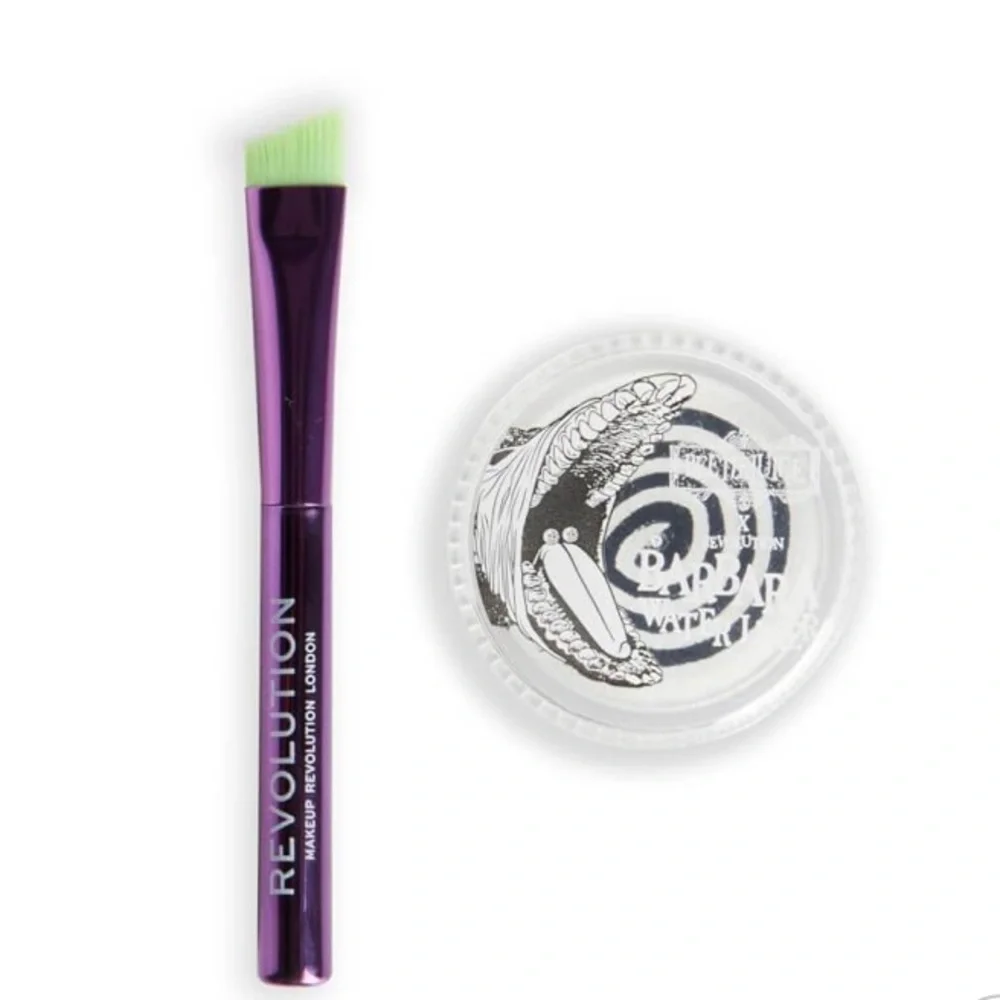 Beetlejuice x Revolution Barbara‎ Cake Liner